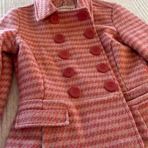 Gorgeous pink Abercrombie and Fitch womens coat size small.